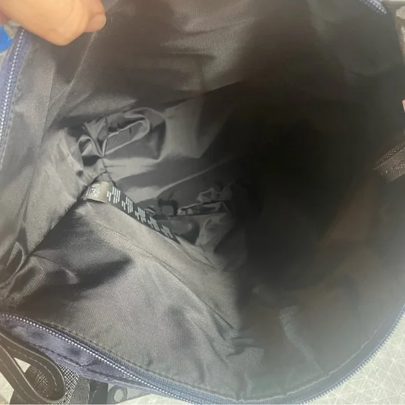 Marimekko Unikko All Day Bucket Bag Navy Blue - Picture 7 of 12